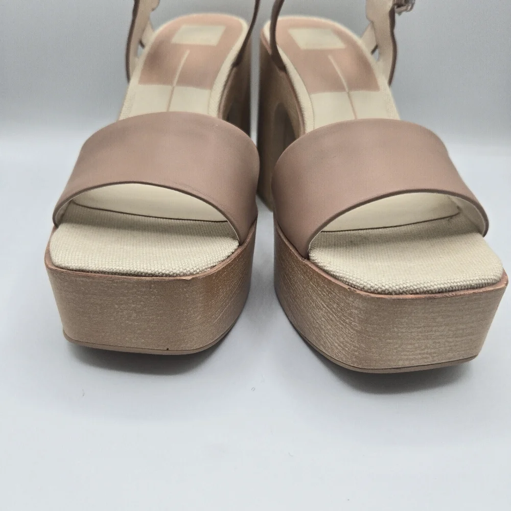 DOLCE VITA NWOT Wallis Chunky Heel Woodgrain Platform Heels in Beige